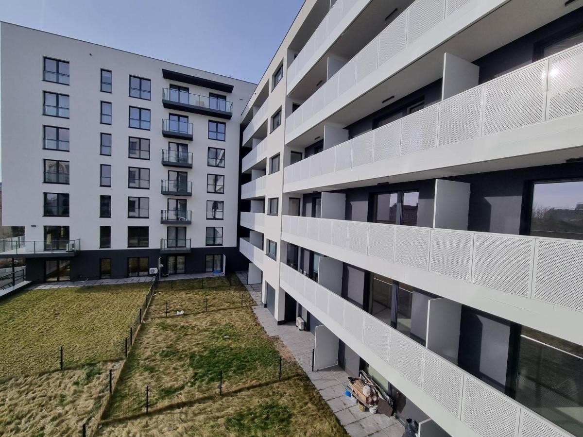 Q Apart Enter- Klimatyzowany 2 Pokojowy Apartament Przy Manufakturze Z Garazem Gratis, Fv Lodz (Lodz) Exterior photo
